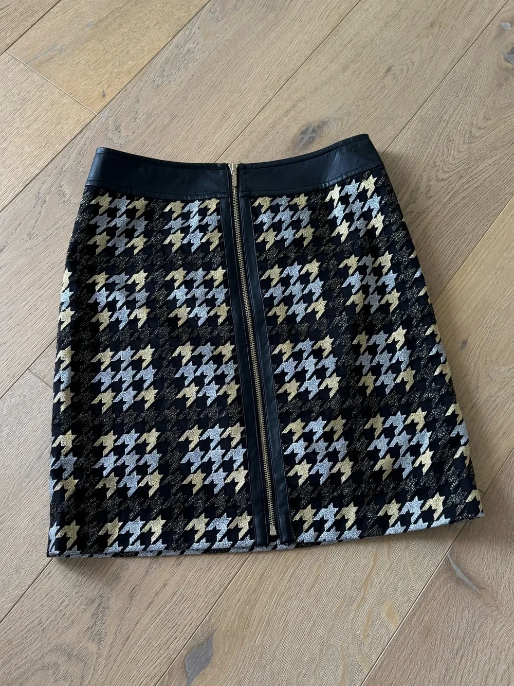J. McLaughlin Keana Plaid Houndstooth Metallic Skirt Size 6